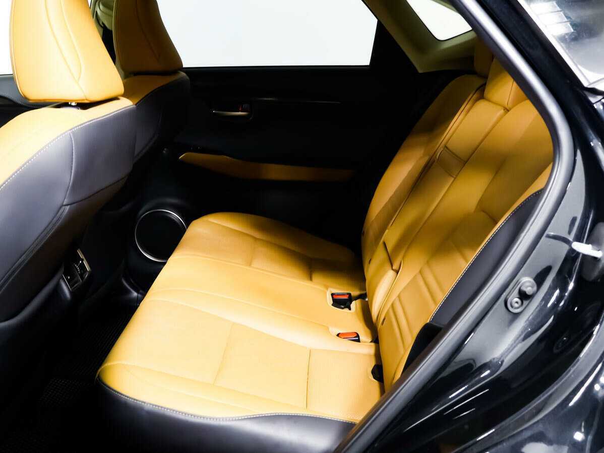 Lexus NX с пробегом — 2021 год. Фото: #11