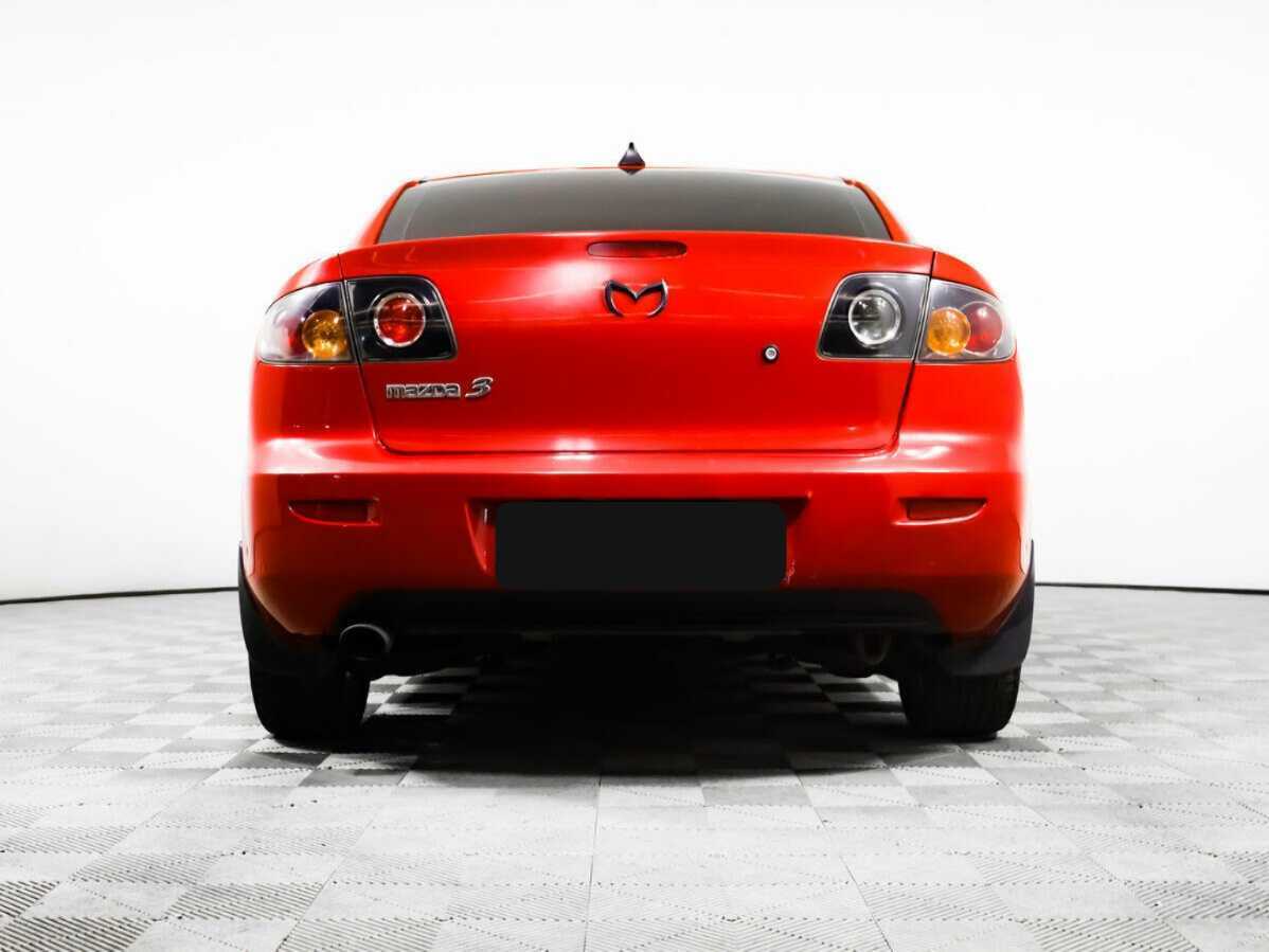 Mazda 3 с пробегом — 2005 год. Фото: #4