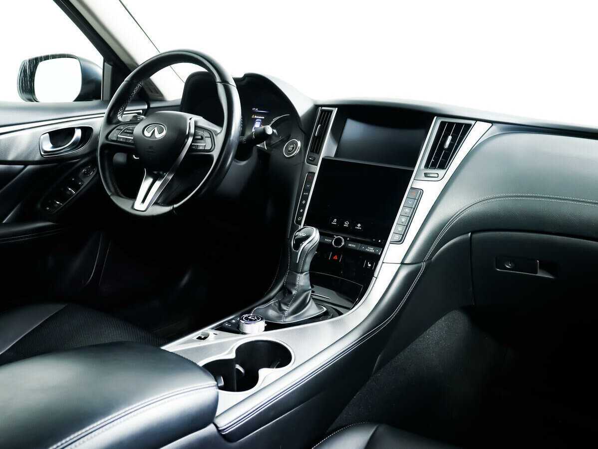 Infiniti Q50 с пробегом — 2018 год. Фото: #8