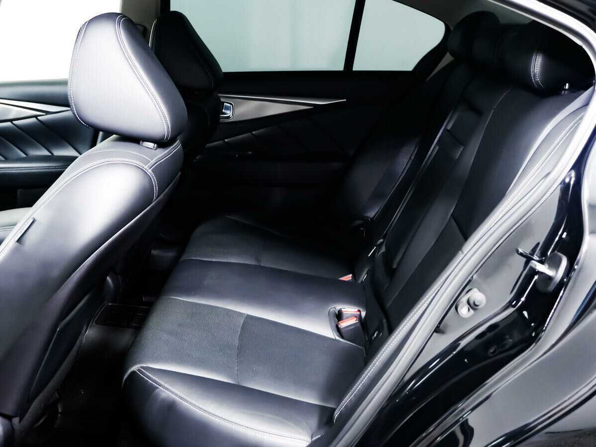 Infiniti Q50 с пробегом — 2018 год. Фото: #11