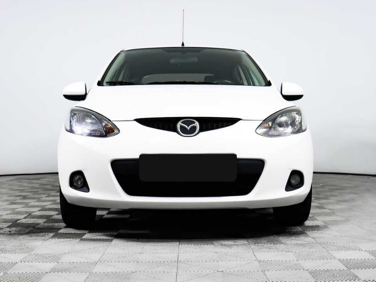 Mazda 2 с пробегом — 2009 год. Фото: #1