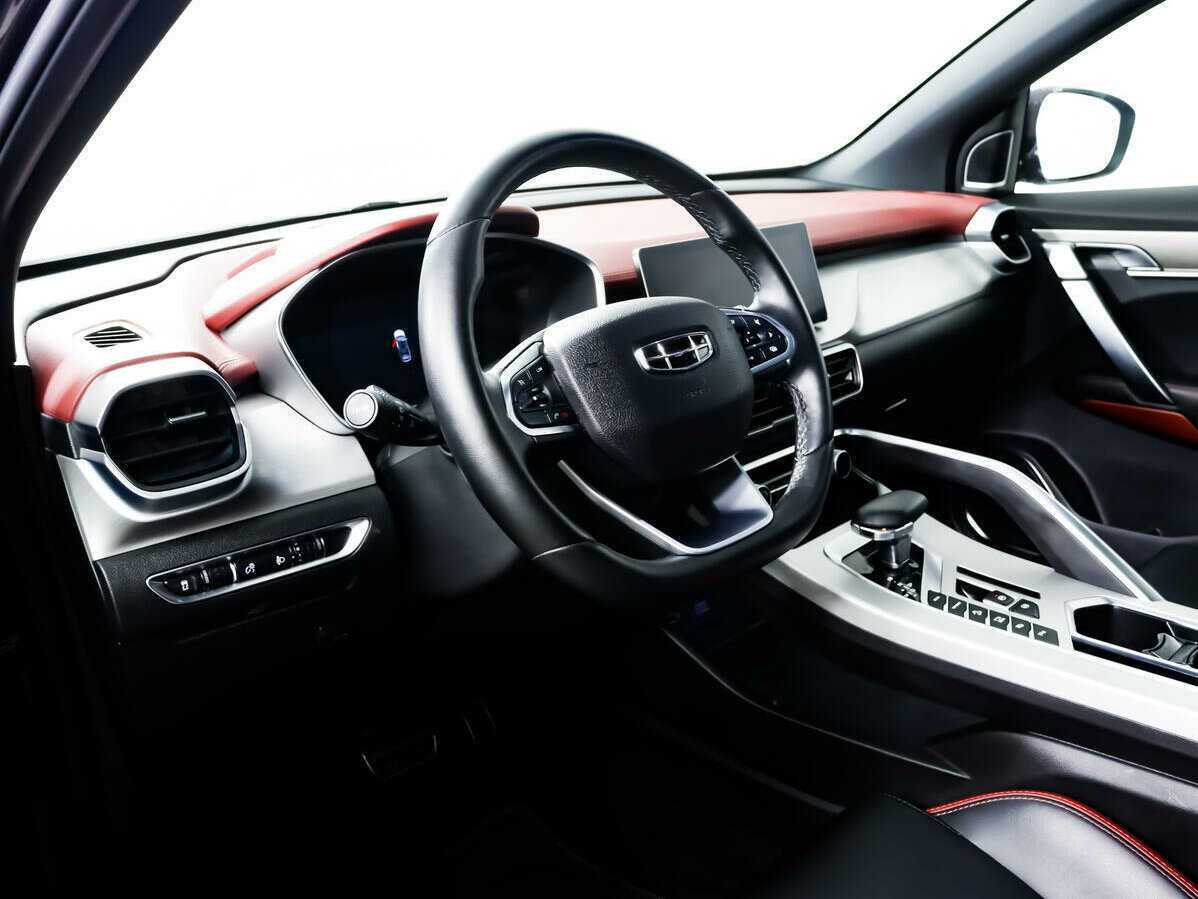 Geely Coolray с пробегом — 2022 год. Фото: #12