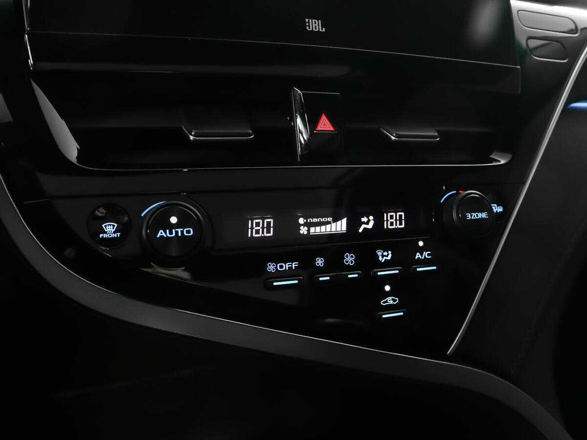 Toyota Camry с пробегом — 2023 год. Фото: #21