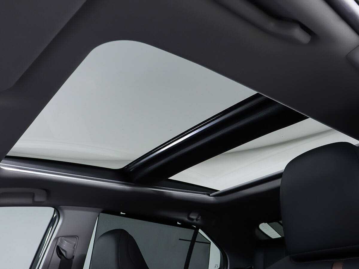 Toyota Camry с пробегом — 2023 год. Фото: #22