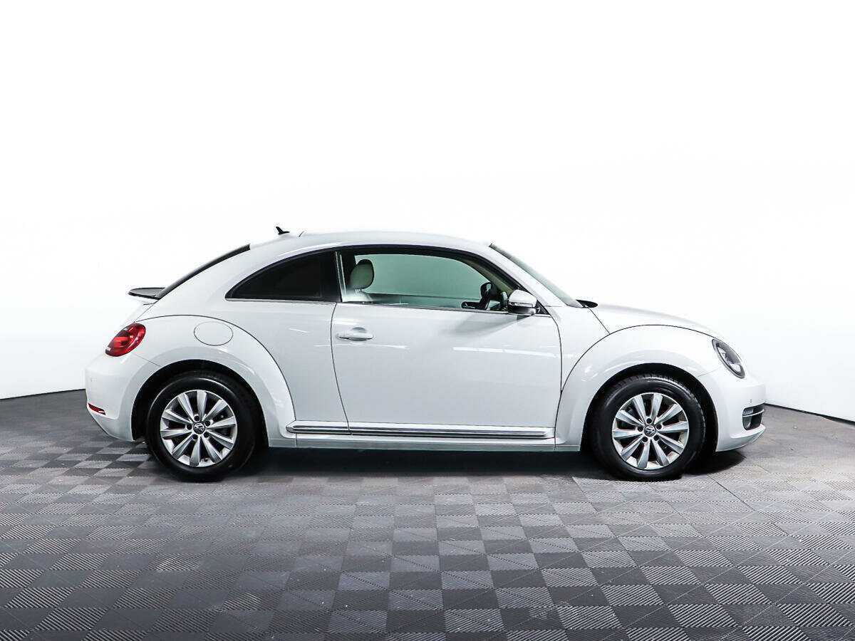 Volkswagen Beetle с пробегом — 2014 год. Фото: #3