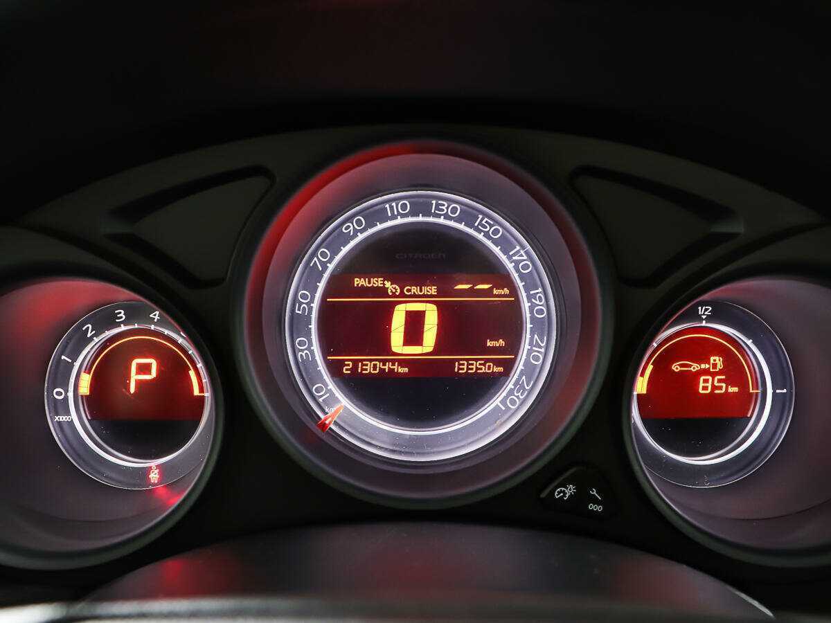 Citroen C4 с пробегом — 2011 год. Фото: #13