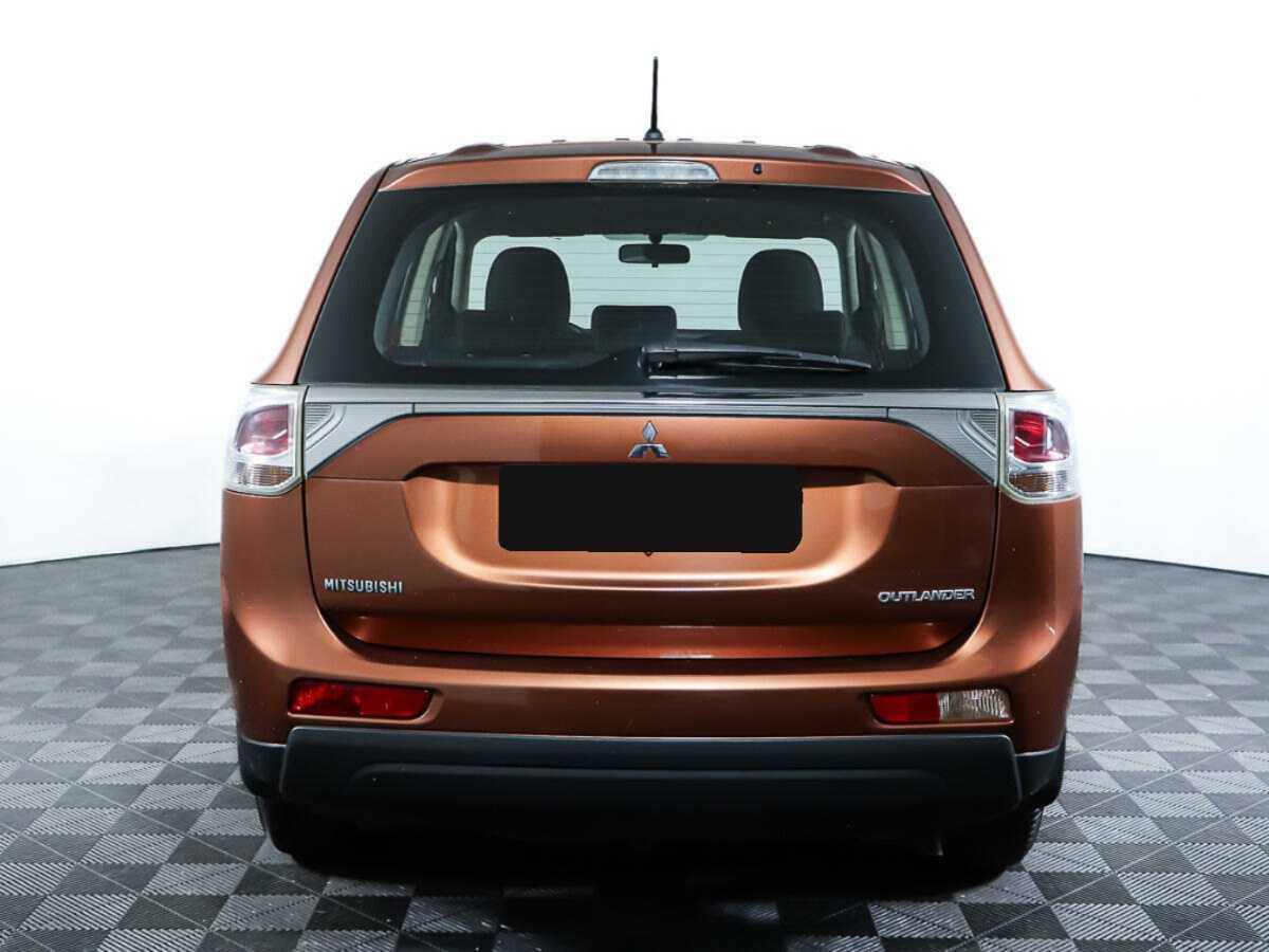 Mitsubishi Outlander с пробегом — 2012 год. Фото: #5