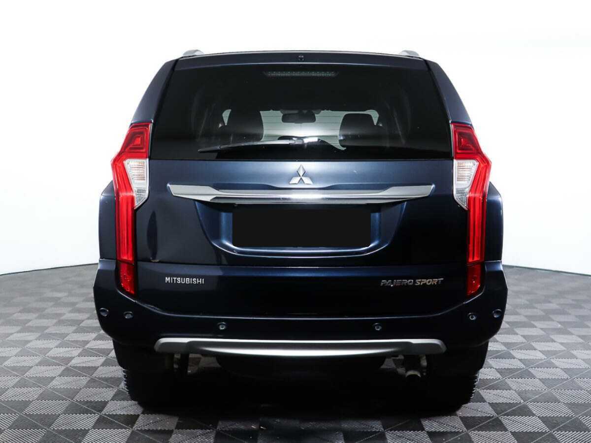 Mitsubishi Pajero Sport с пробегом — 2019 год. Фото: #5