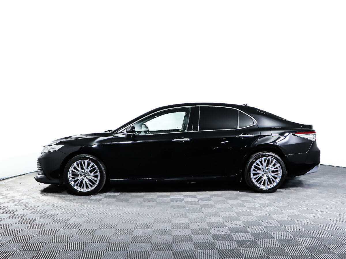 Toyota Camry с пробегом — 2019 год. Фото: #7