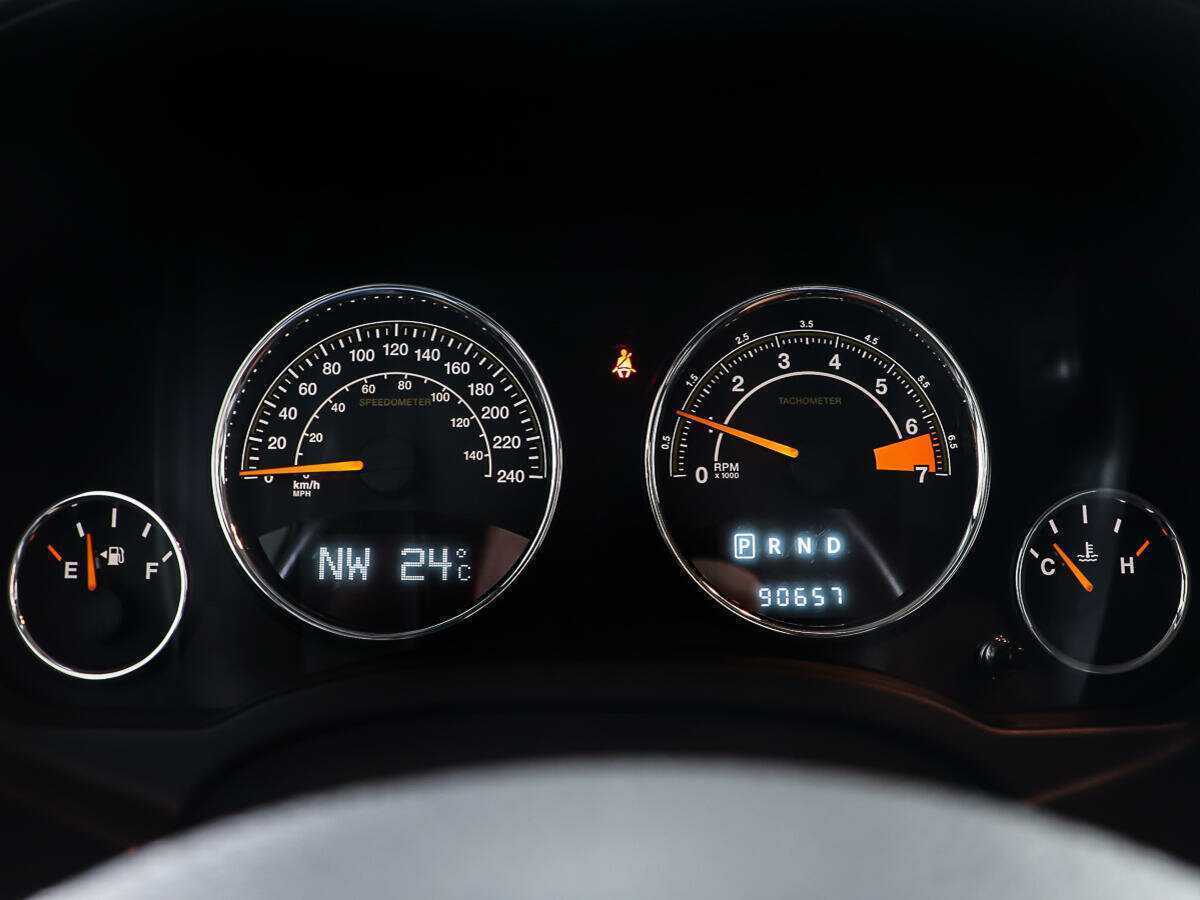 Jeep Compass с пробегом — 2013 год. Фото: #15