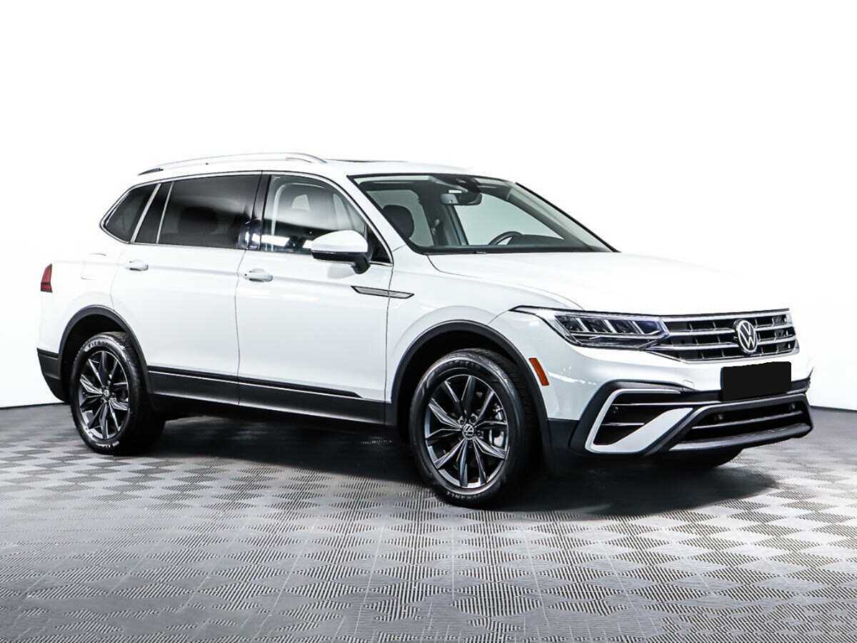 Volkswagen Tiguan с пробегом — 2022 год. Фото: #2