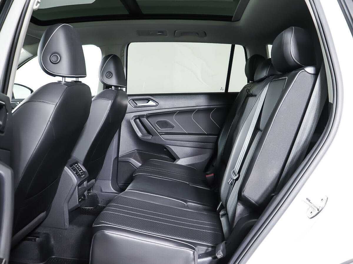 Volkswagen Tiguan с пробегом — 2022 год. Фото: #9