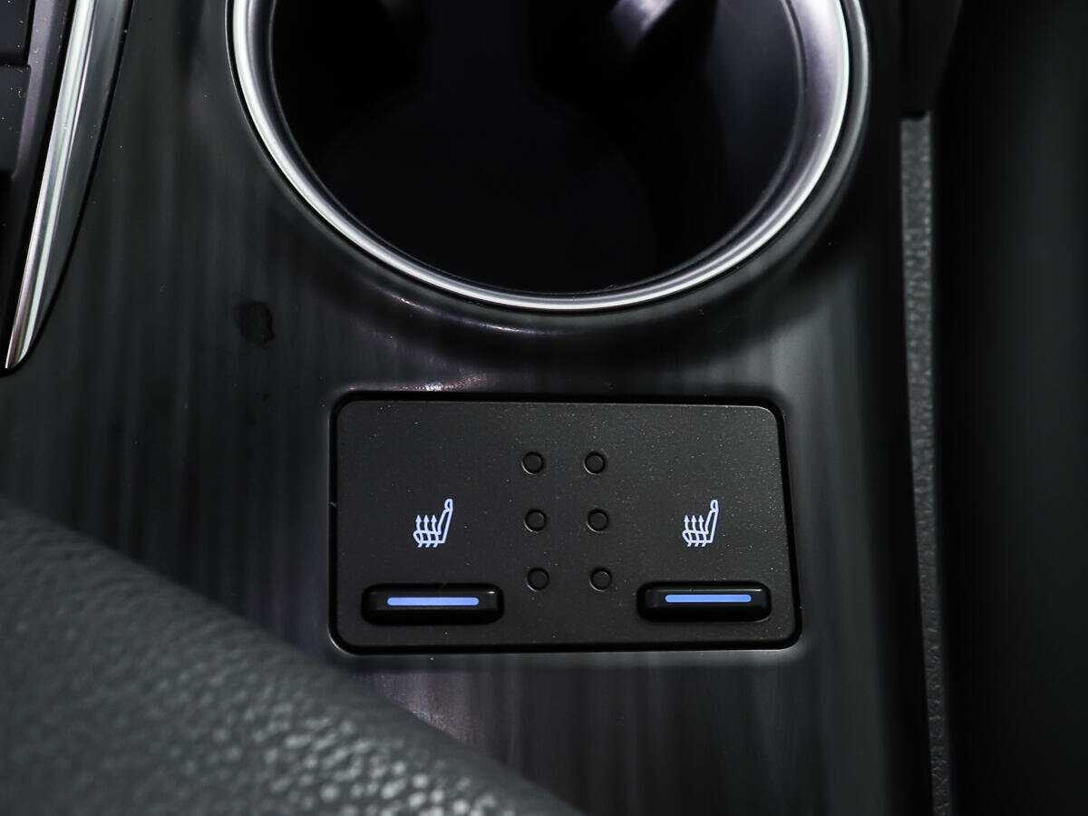 Toyota Camry с пробегом — 2021 год. Фото: #16