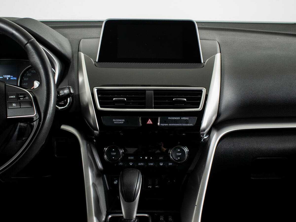 Mitsubishi Eclipse Cross с пробегом — 2019 год. Фото: #10