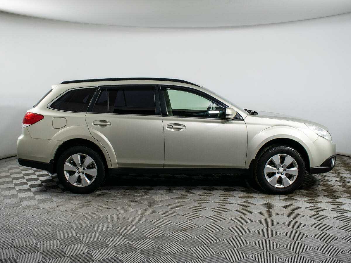 Subaru Outback с пробегом — 2011 год. Фото: #3
