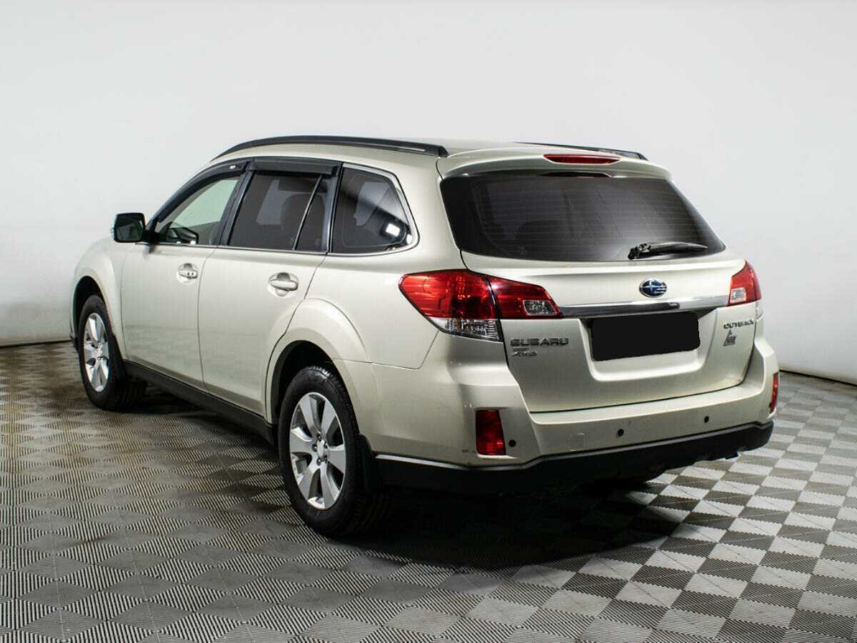 Subaru Outback с пробегом — 2011 год. Фото: #6