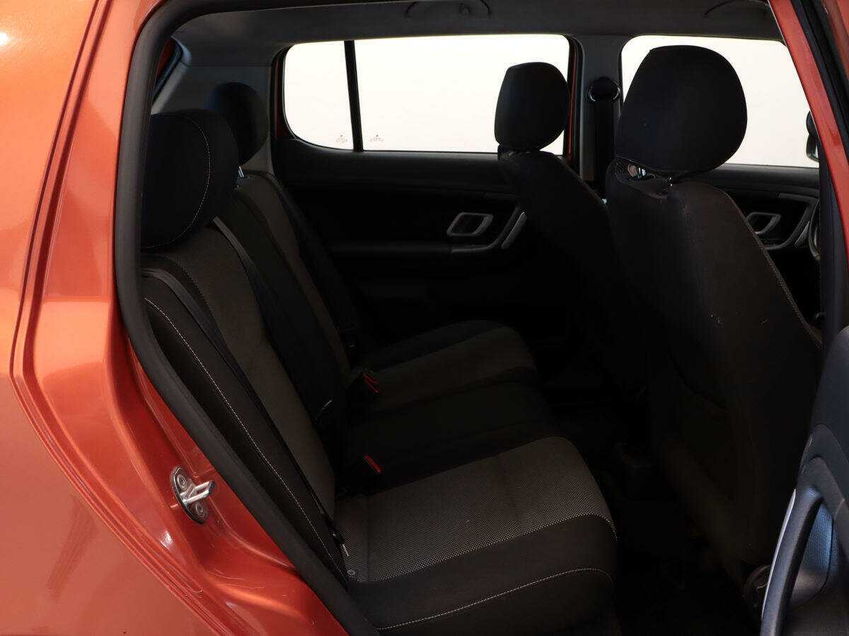 Skoda Fabia с пробегом — 2009 год. Фото: #7