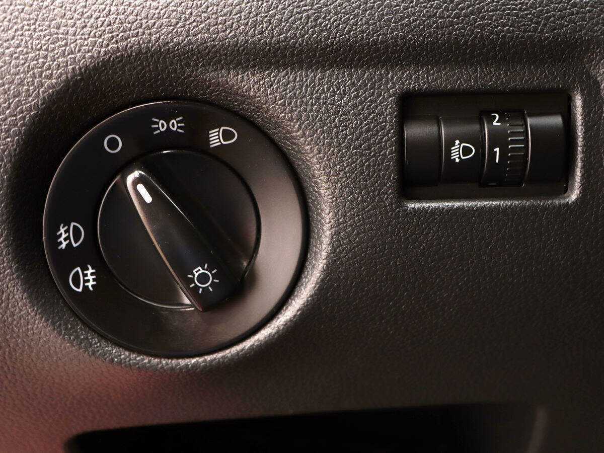 Skoda Fabia с пробегом — 2009 год. Фото: #13