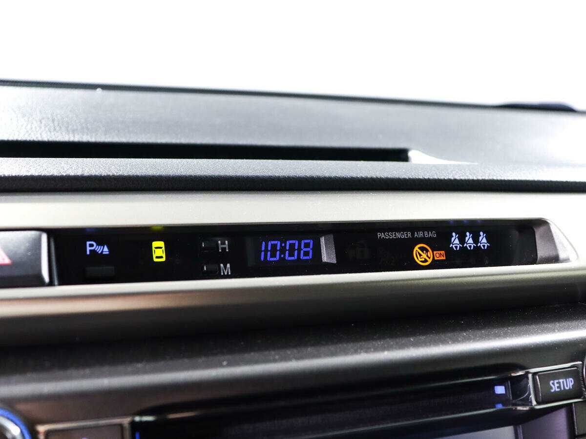 Toyota RAV4 с пробегом — 2014 год. Фото: #16