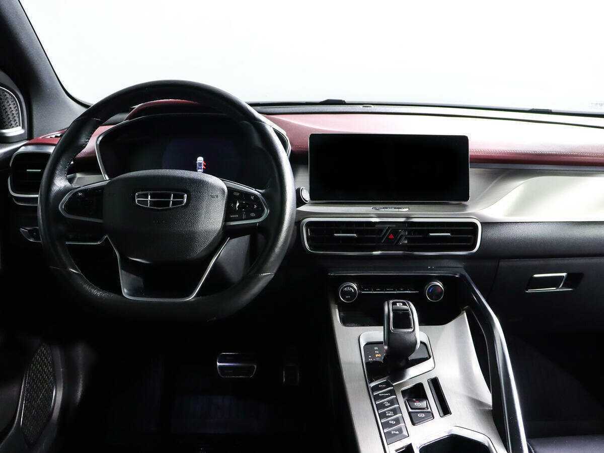 Geely Coolray с пробегом — 2020 год. Фото: #9