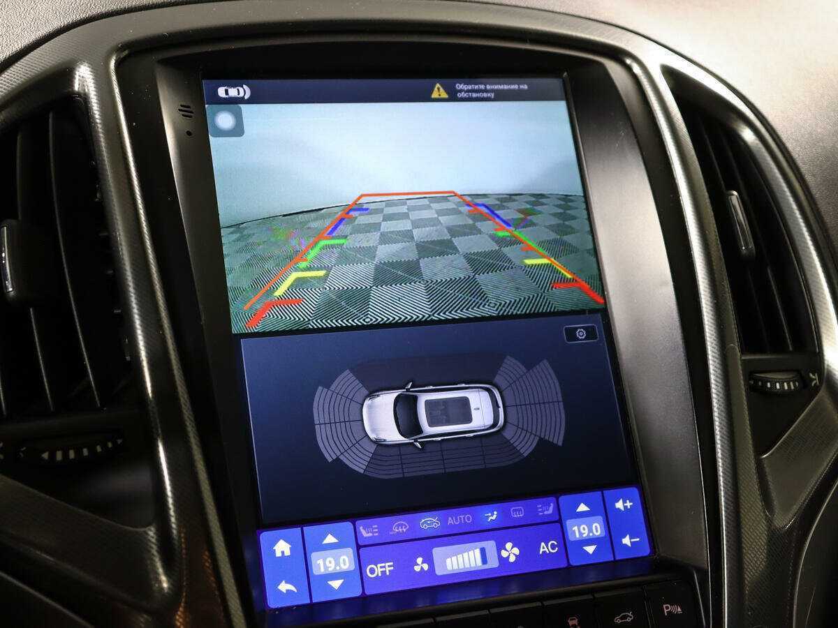 Opel Astra с пробегом — 2011 год. Фото: #13