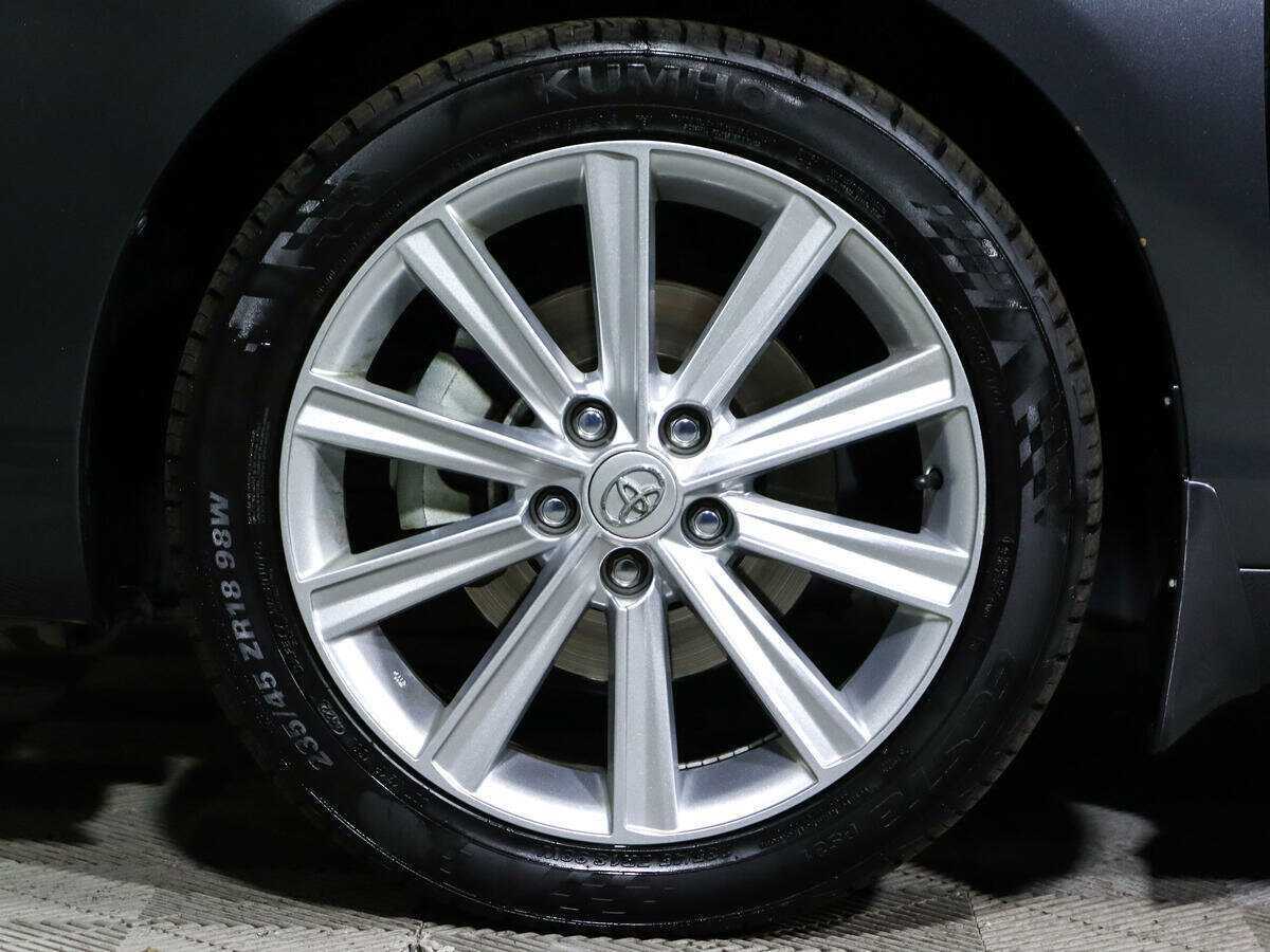 Toyota Camry с пробегом — 2010 год. Фото: #14