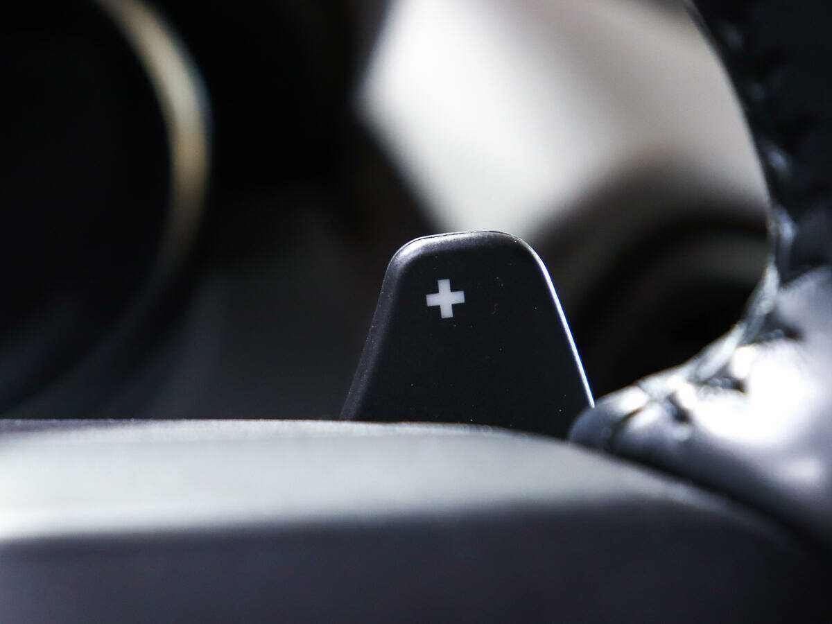 Jaguar F-Pace с пробегом — 2016 год. Фото: #15