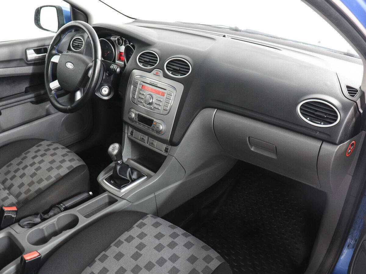 Ford Focus с пробегом — 2008 год. Фото: #9