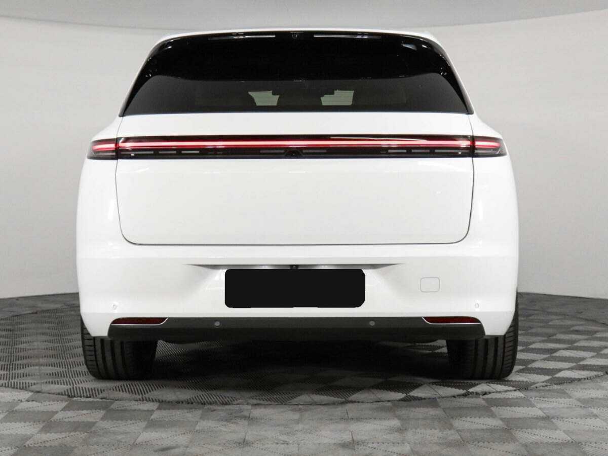 LiXiang L7 с пробегом — 2024 год. Фото: #5