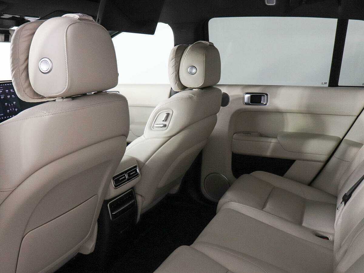 LiXiang L7 с пробегом — 2024 год. Фото: #11