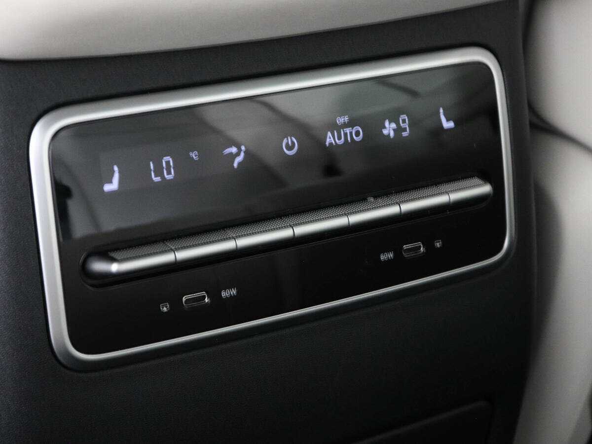 LiXiang L7 с пробегом — 2024 год. Фото: #19