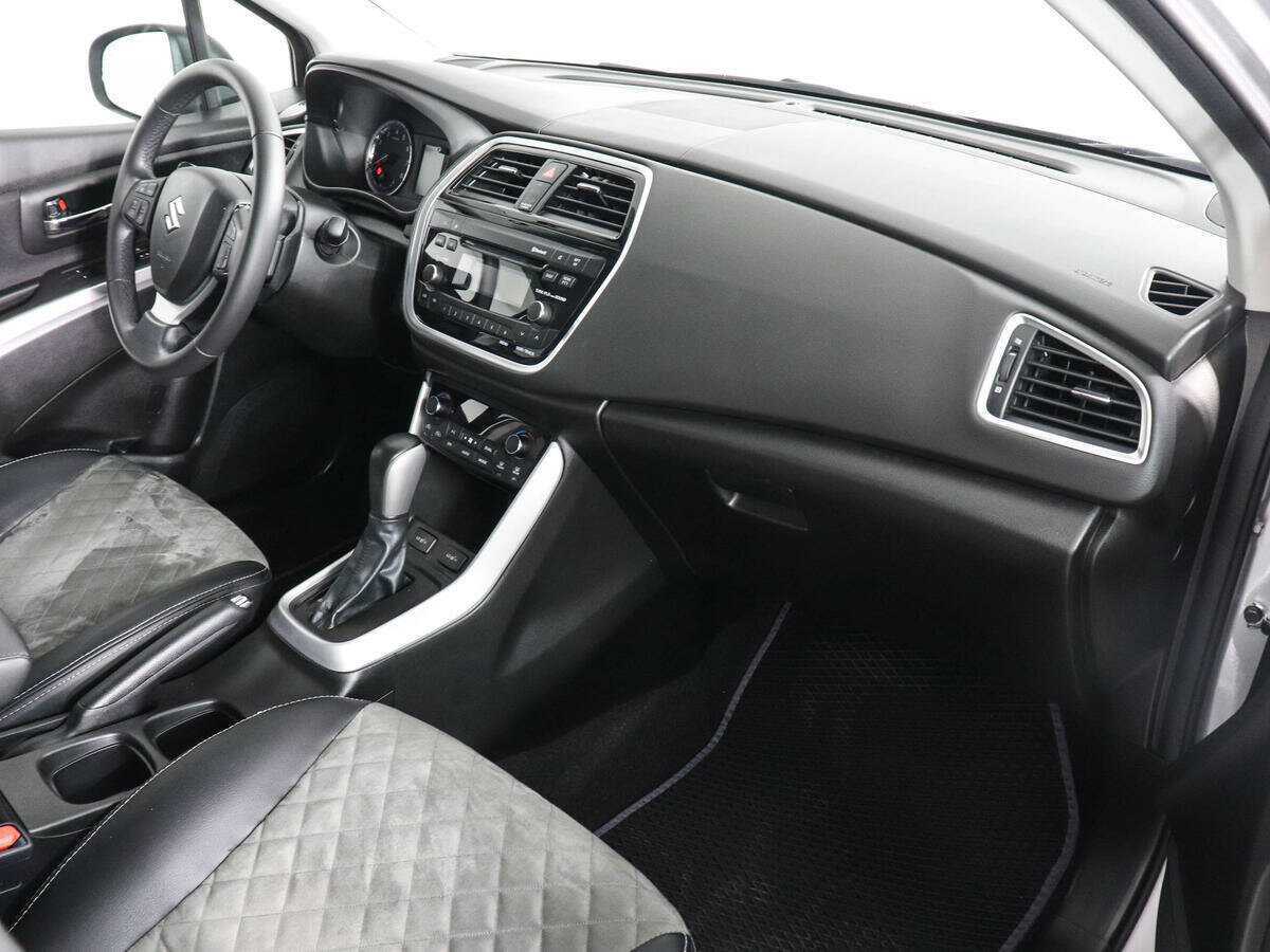 Suzuki SX4 с пробегом — 2021 год. Фото: #5