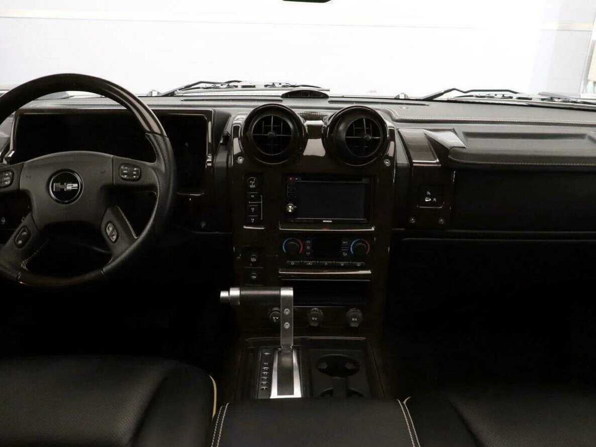 Hummer H2 с пробегом — 2006 год. Фото: #6