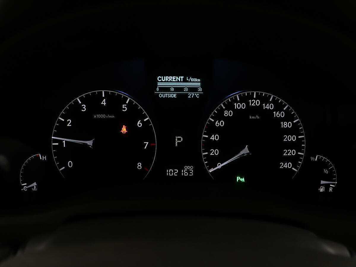 Lexus RX с пробегом — 2010 год. Фото: #13