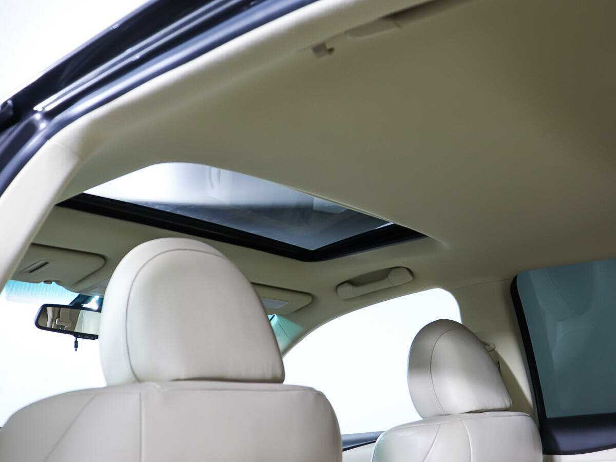 Lexus RX с пробегом — 2010 год. Фото: #14