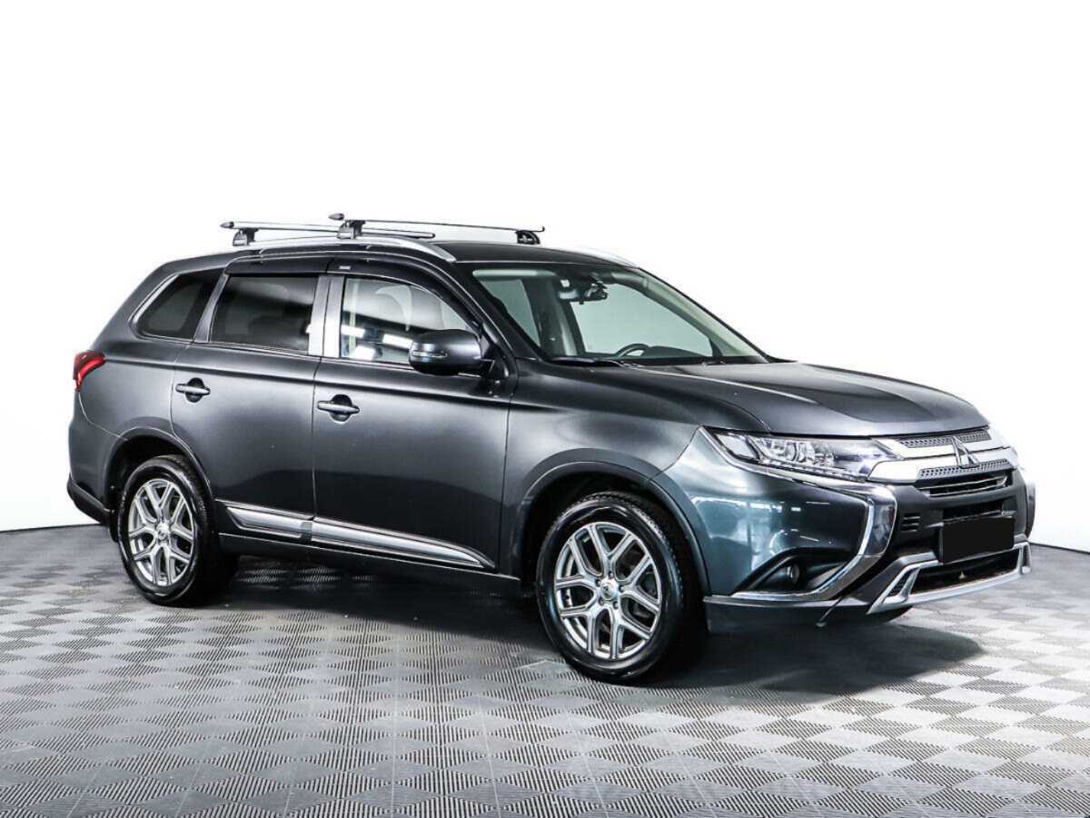 Mitsubishi Outlander с пробегом — 2020 год. Фото: #2