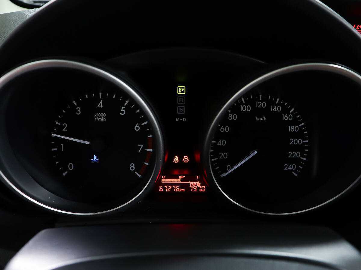 Mazda 5 с пробегом — 2013 год. Фото: #12