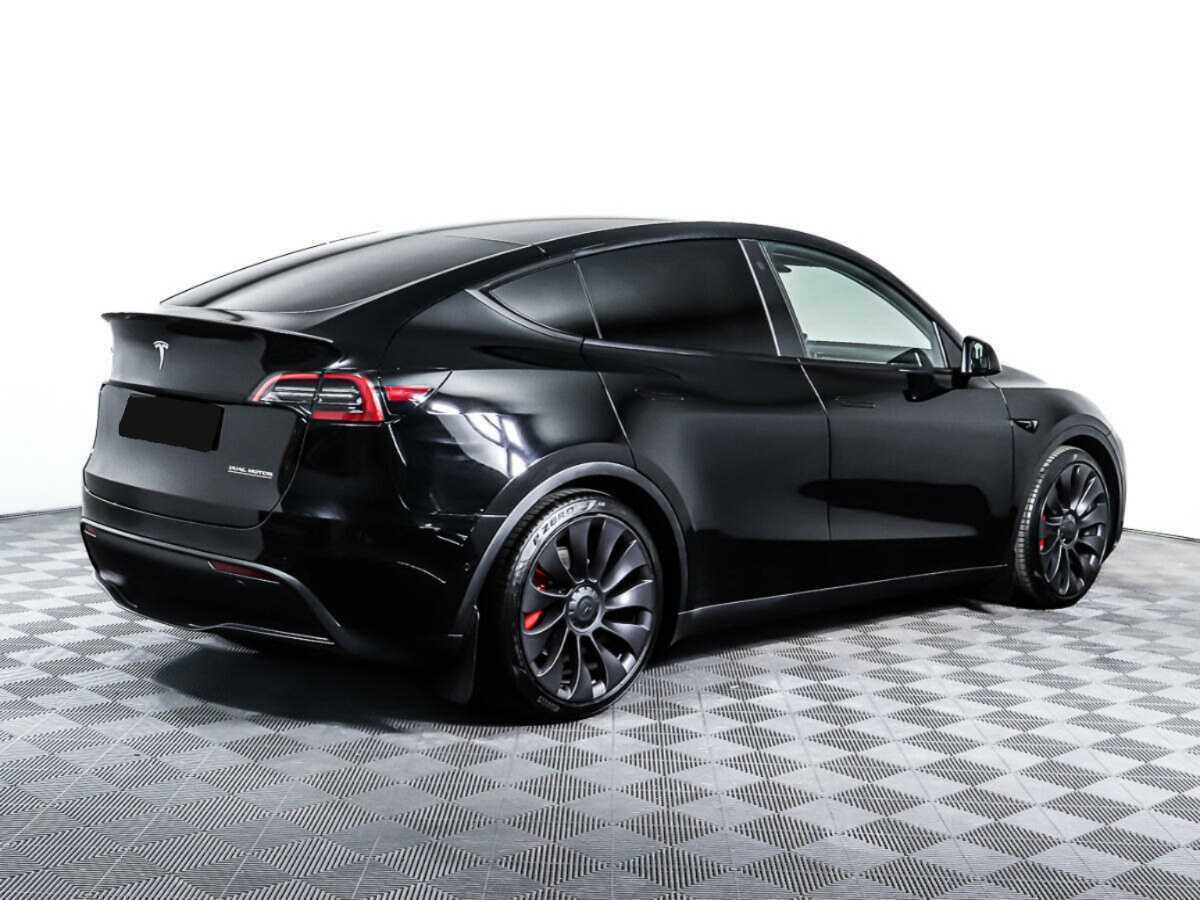 Tesla Model Y с пробегом — 2021 год. Фото: #4