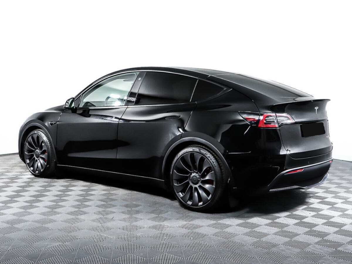 Tesla Model Y с пробегом — 2021 год. Фото: #6
