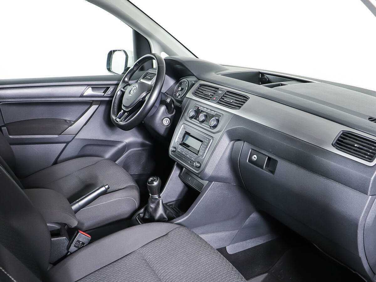 Volkswagen Caddy с пробегом — 2018 год. Фото: #8