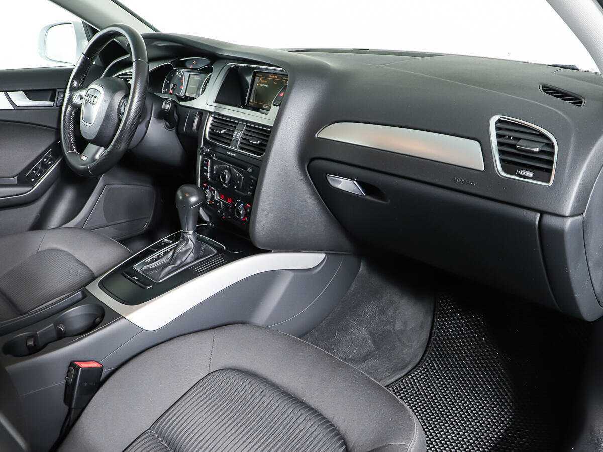 Audi A4 с пробегом — 2011 год. Фото: #9