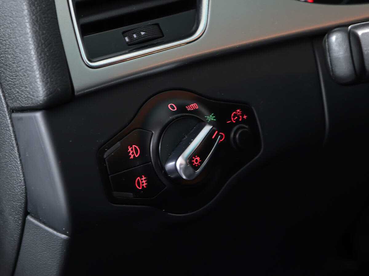 Audi A4 с пробегом — 2011 год. Фото: #16