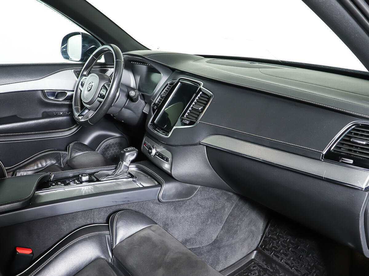 Volvo XC90 с пробегом — 2017 год. Фото: #9