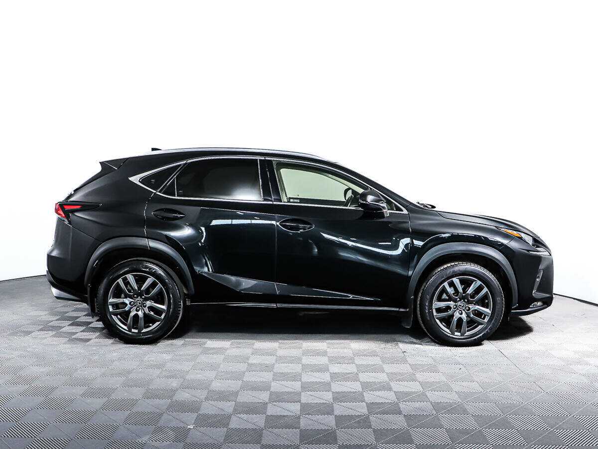 Lexus NX с пробегом — 2018 год. Фото: #3