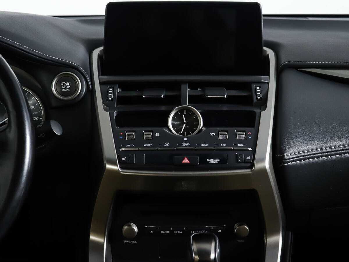 Lexus NX с пробегом — 2018 год. Фото: #13