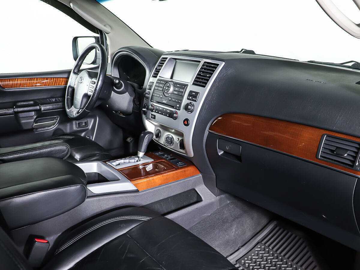 Infiniti QX56 с пробегом — 2008 год. Фото: #8