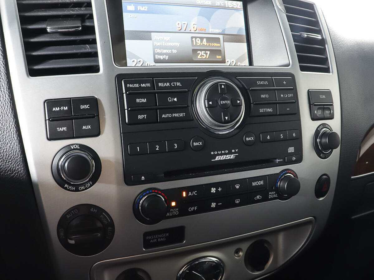 Infiniti QX56 с пробегом — 2008 год. Фото: #13