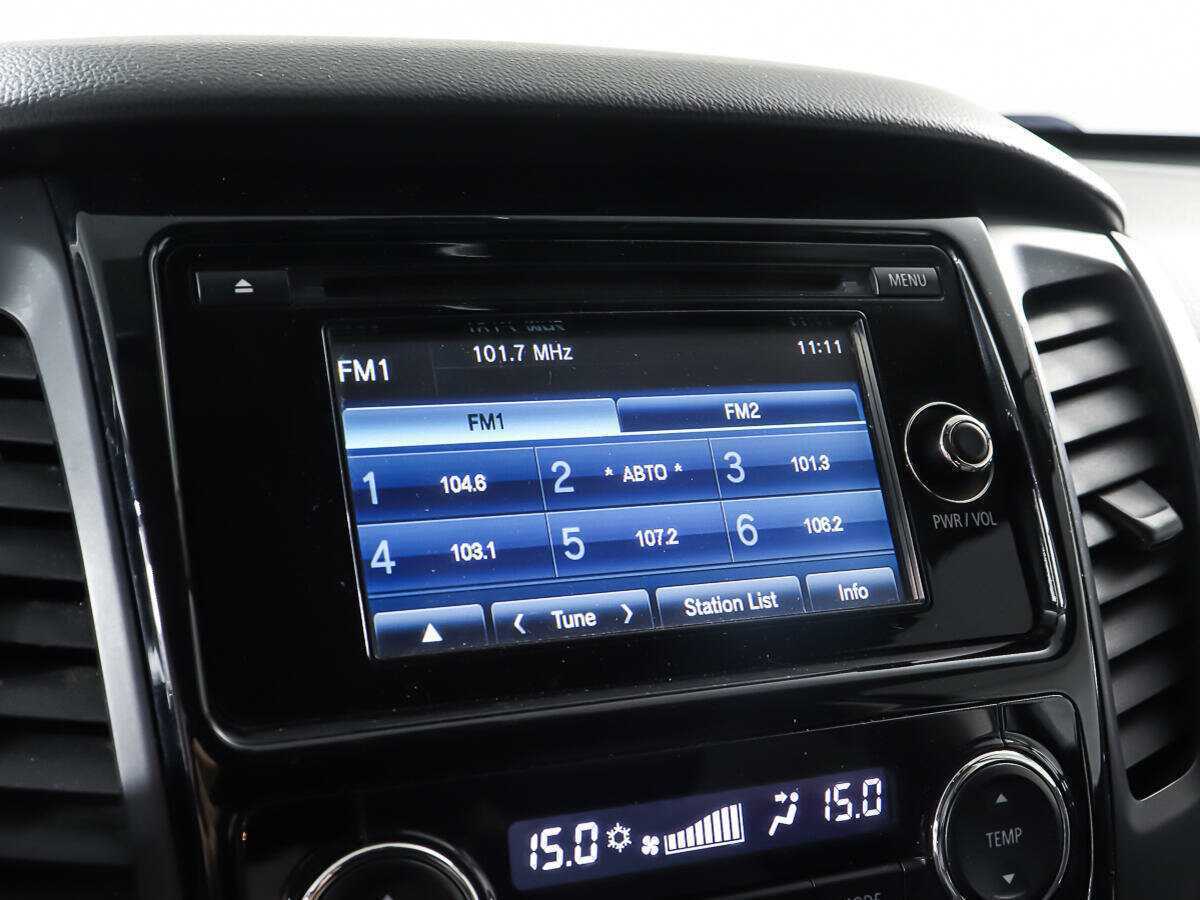 Mitsubishi Pajero Sport с пробегом — 2016 год. Фото: #18