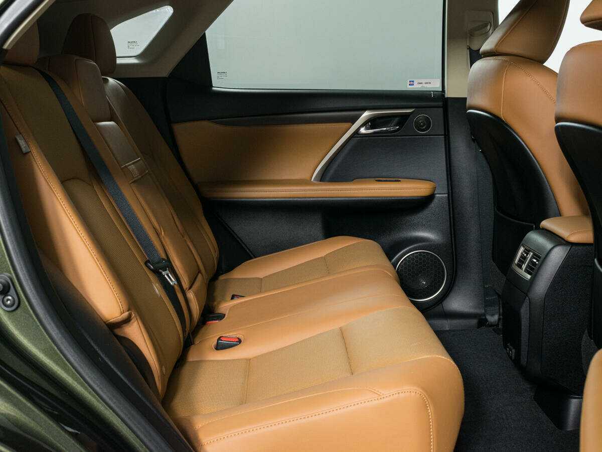Lexus RX с пробегом — 2021 год. Фото: #10