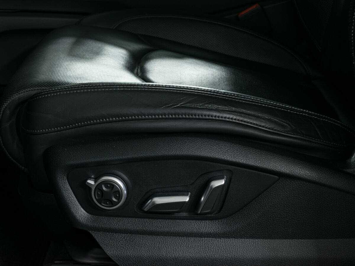 Audi Q7 с пробегом — 2015 год. Фото: #17